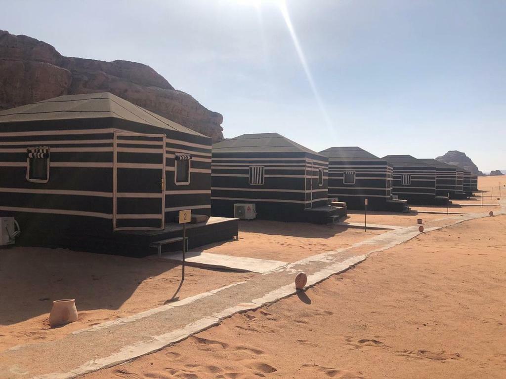 Space Village Luxury Camp Wadi Rum Exterior foto
